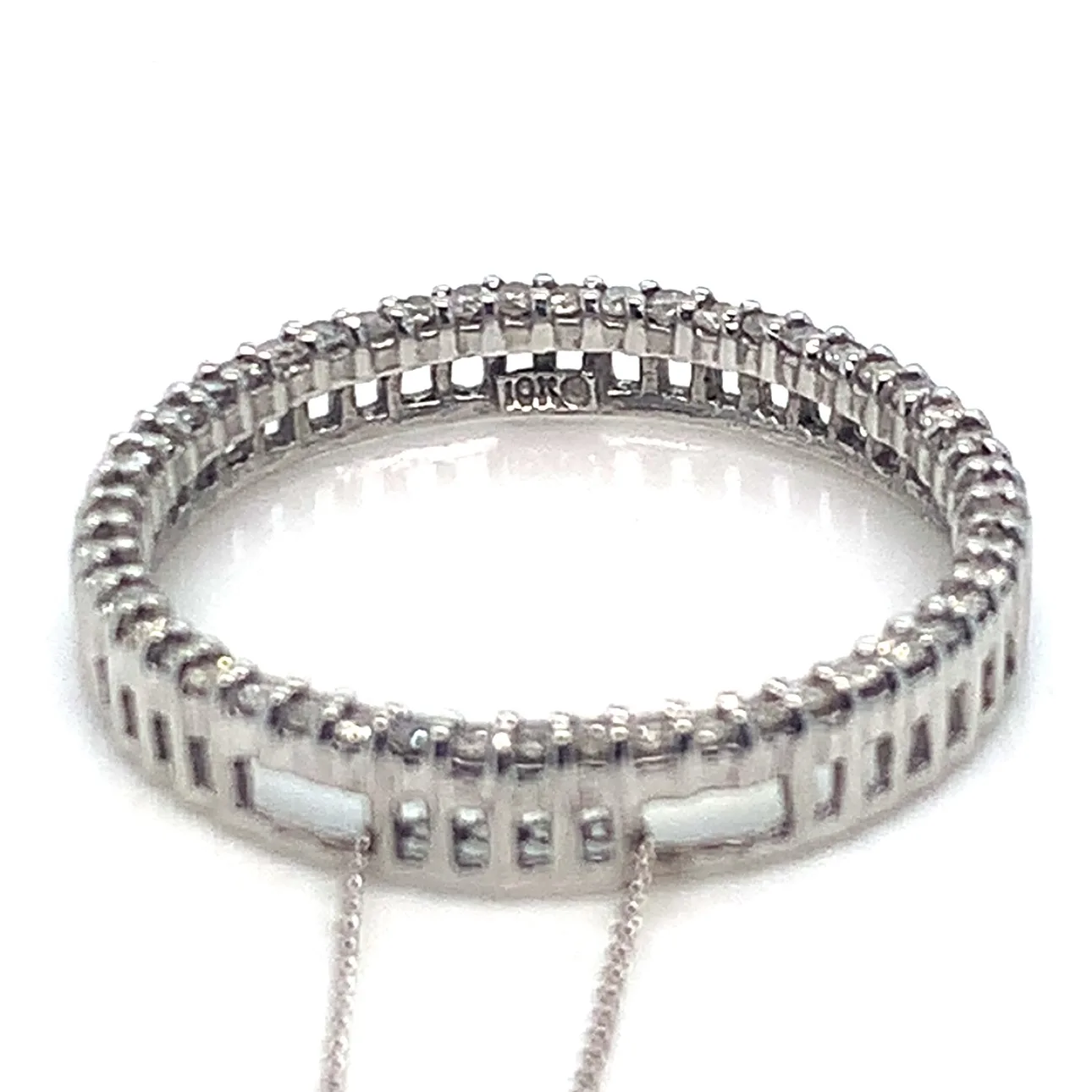 10kWG Diamond Eternity Circle Pendant Necklace 22” image indicator(4)