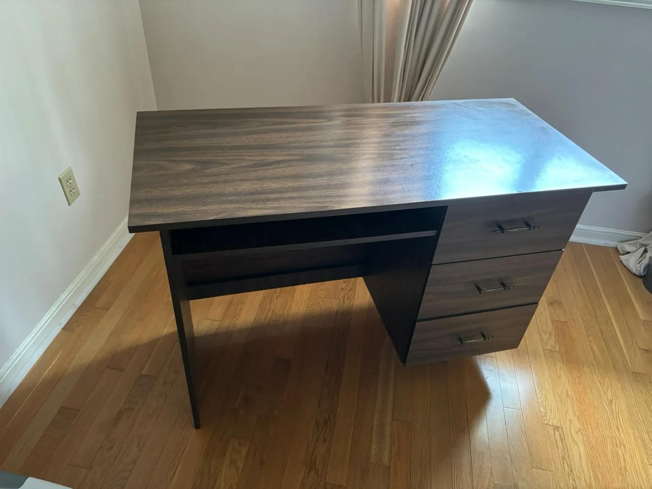 Desk with Three Drawers #freecycle# thumbnail