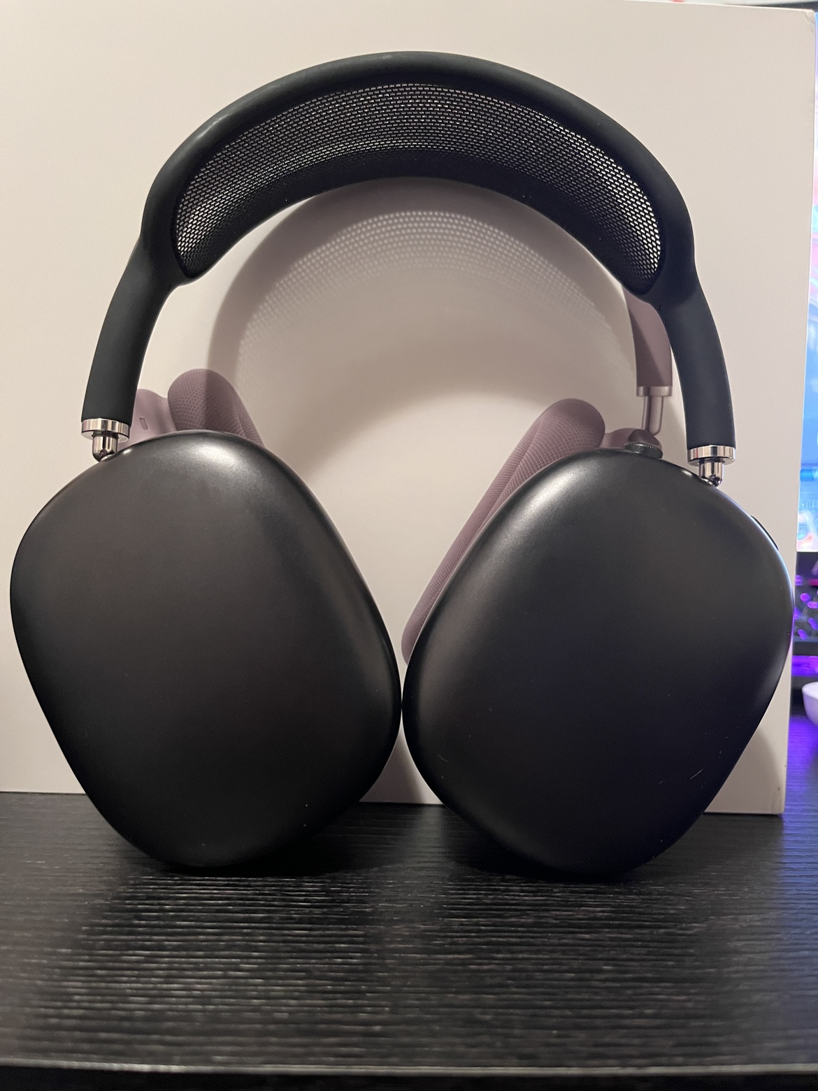 Black AirPods Max (w/Applecare!) - photo 2