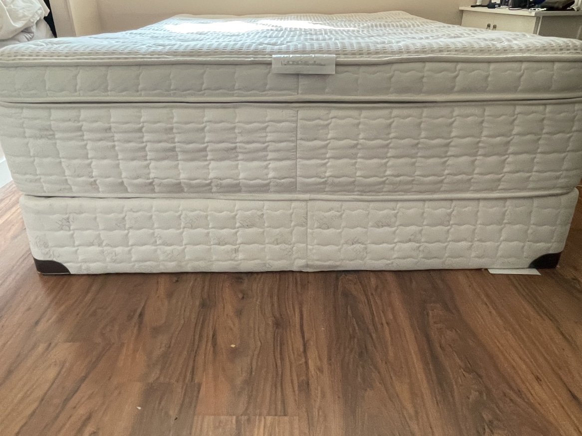Queen Mattress and Boxspring Set - photo 2