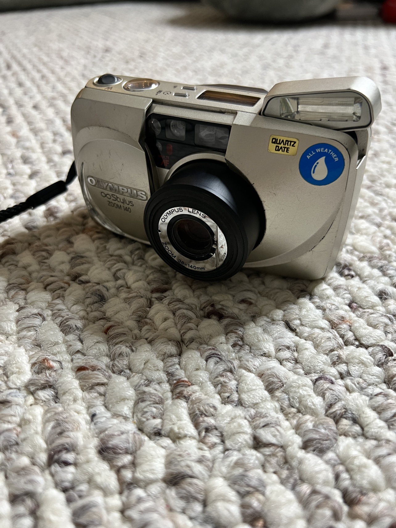 Olympus Zoom 40 Camera - photo 3