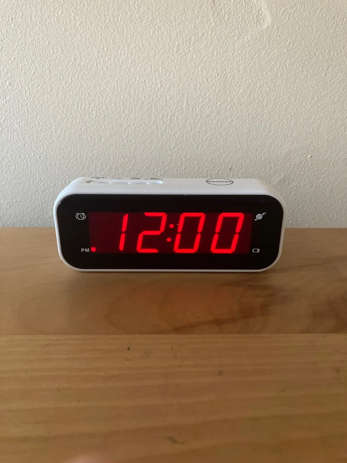 NEW Digital Alarm Clock thumbnail