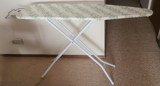 Ironing Board for all your ironing needs - photo 2