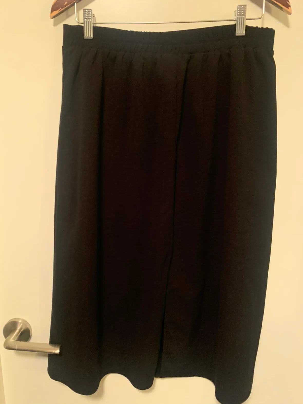 Black and White Peter Pan Collar Top image indicator(5)