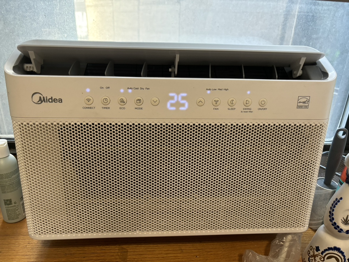 Midway smart window air conditioner