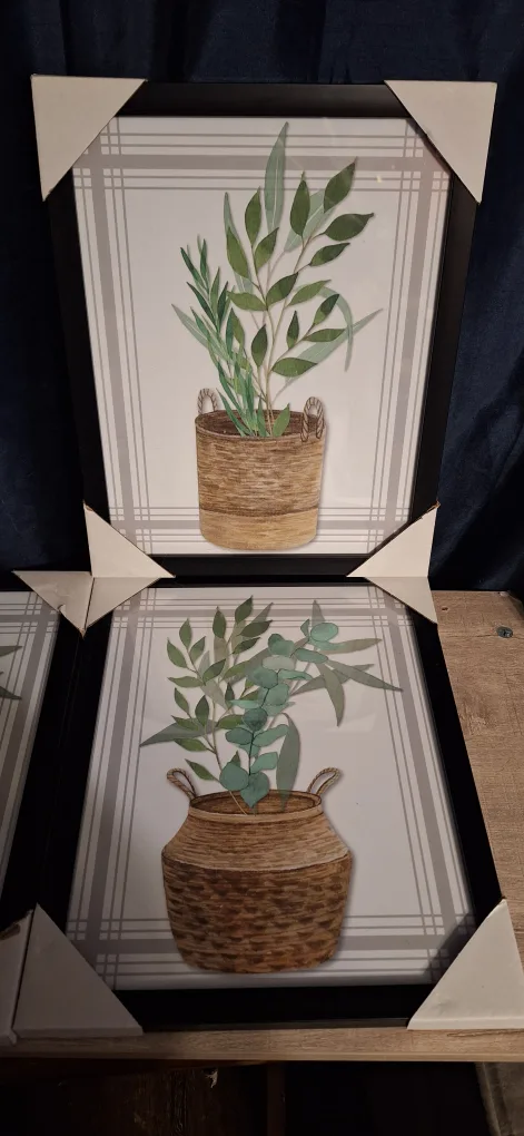 Framed Greenery Wall Decor image indicator(2)