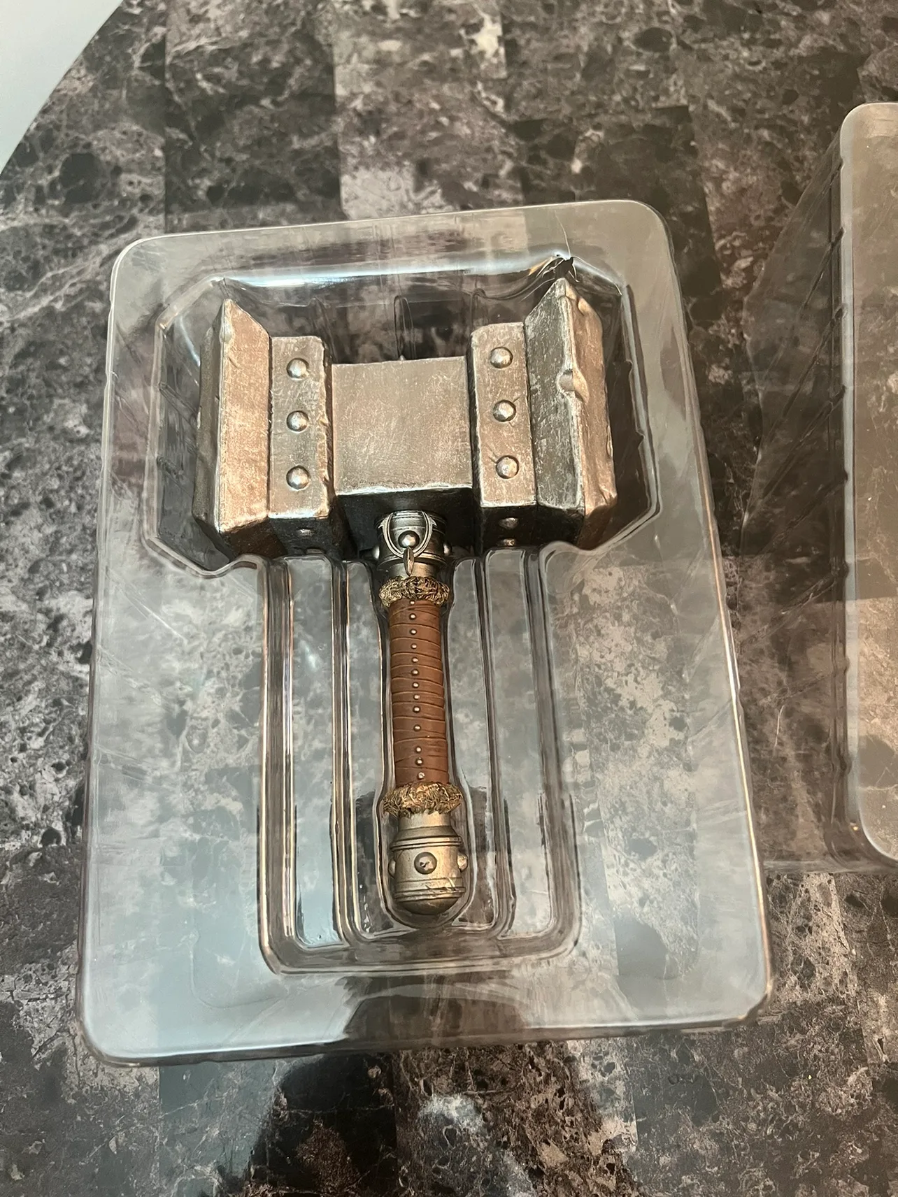 Warcraft Doomhammer Power Bank image indicator(5)