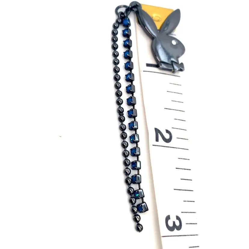 Small Playboy bunny w/ rhinestones pendant image indicator(2)