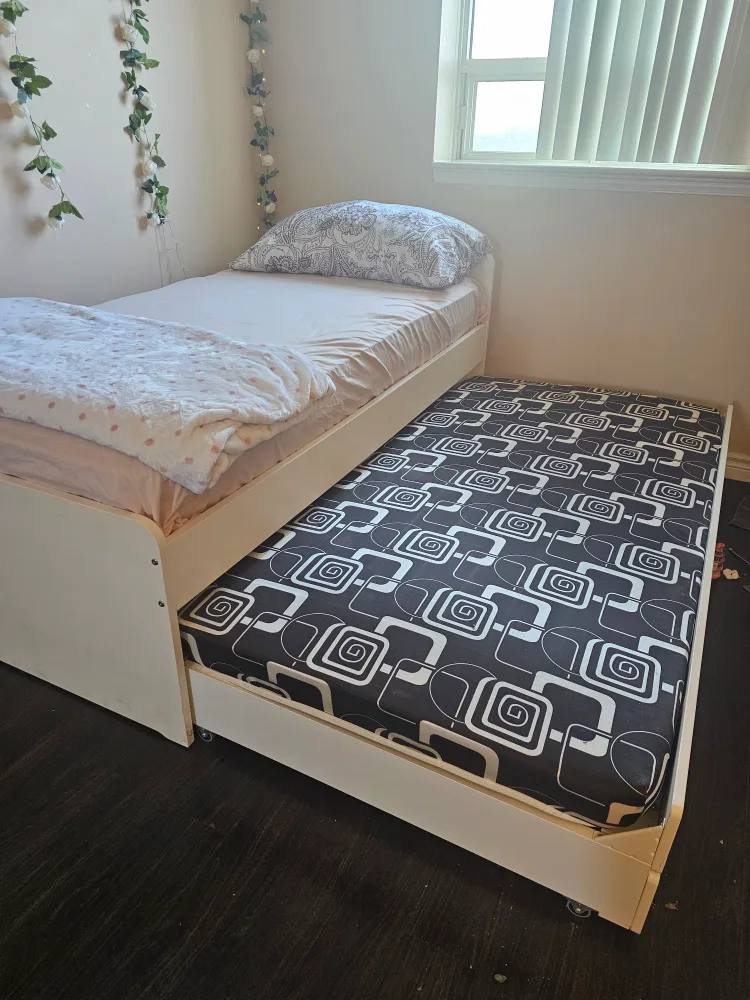 ikea Single Bed + a single bed with 2 storage+2 mattress costco image indicator(4)