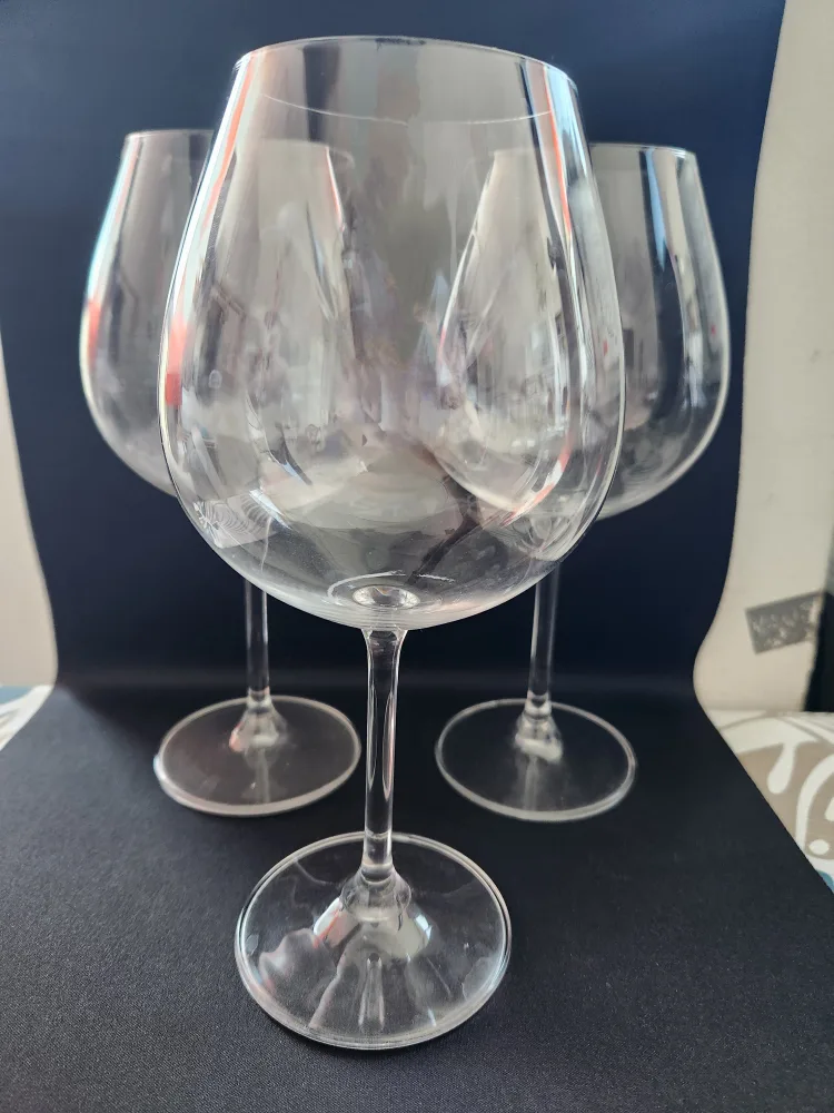 Wine Glasses thumbnail