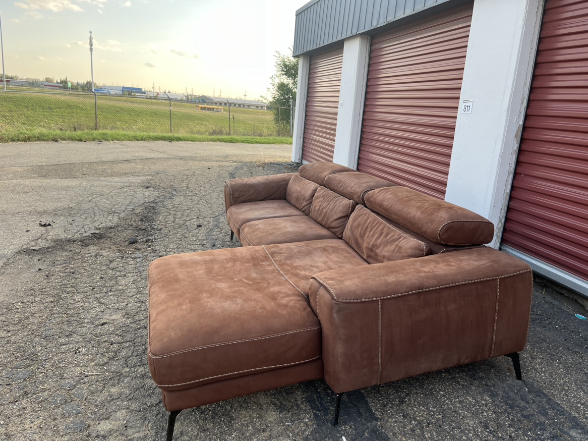 Brown suede Leather Sectional Sofa (free delivery) - photo 4