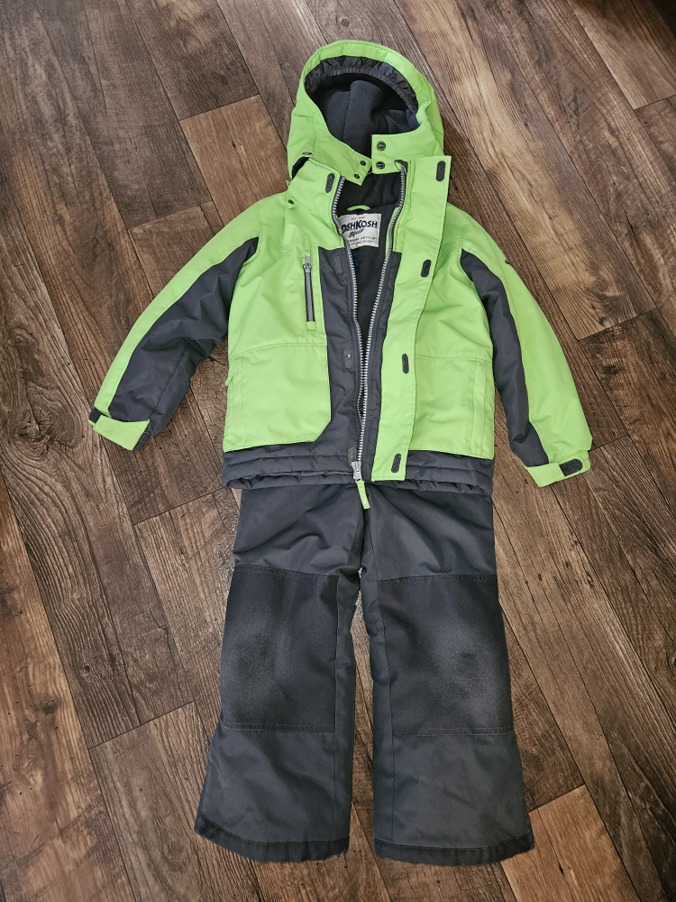 Boys Ski Suit Size 6T