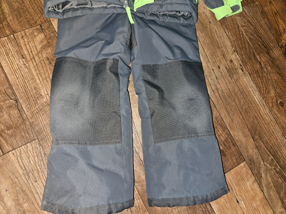 Boys Ski Suit Size 6T - photo 2