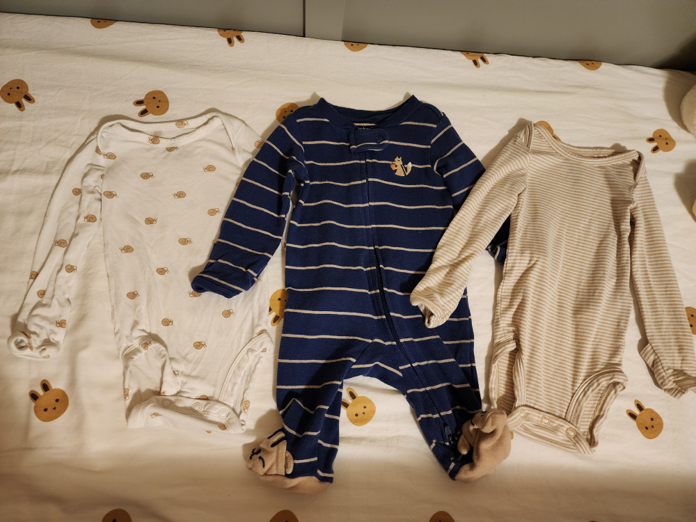 Newborn baby clothes - photo 3