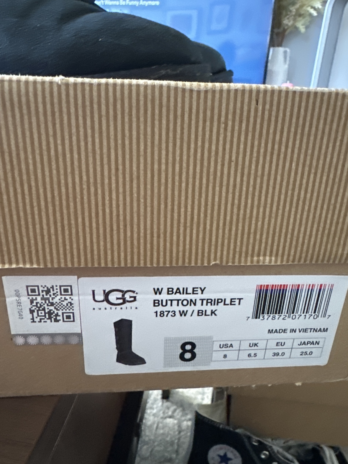UGG Bailey Button Triplett Boots - photo 2