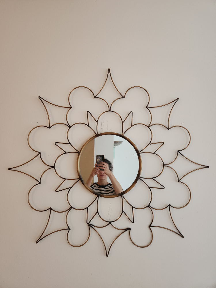 Beatiful wall mirror