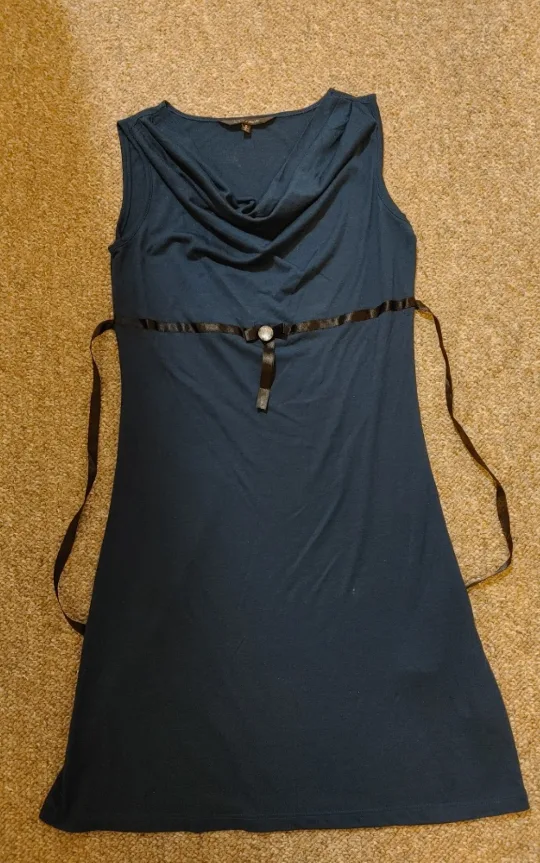 Three Summer Dresses image indicator(3)