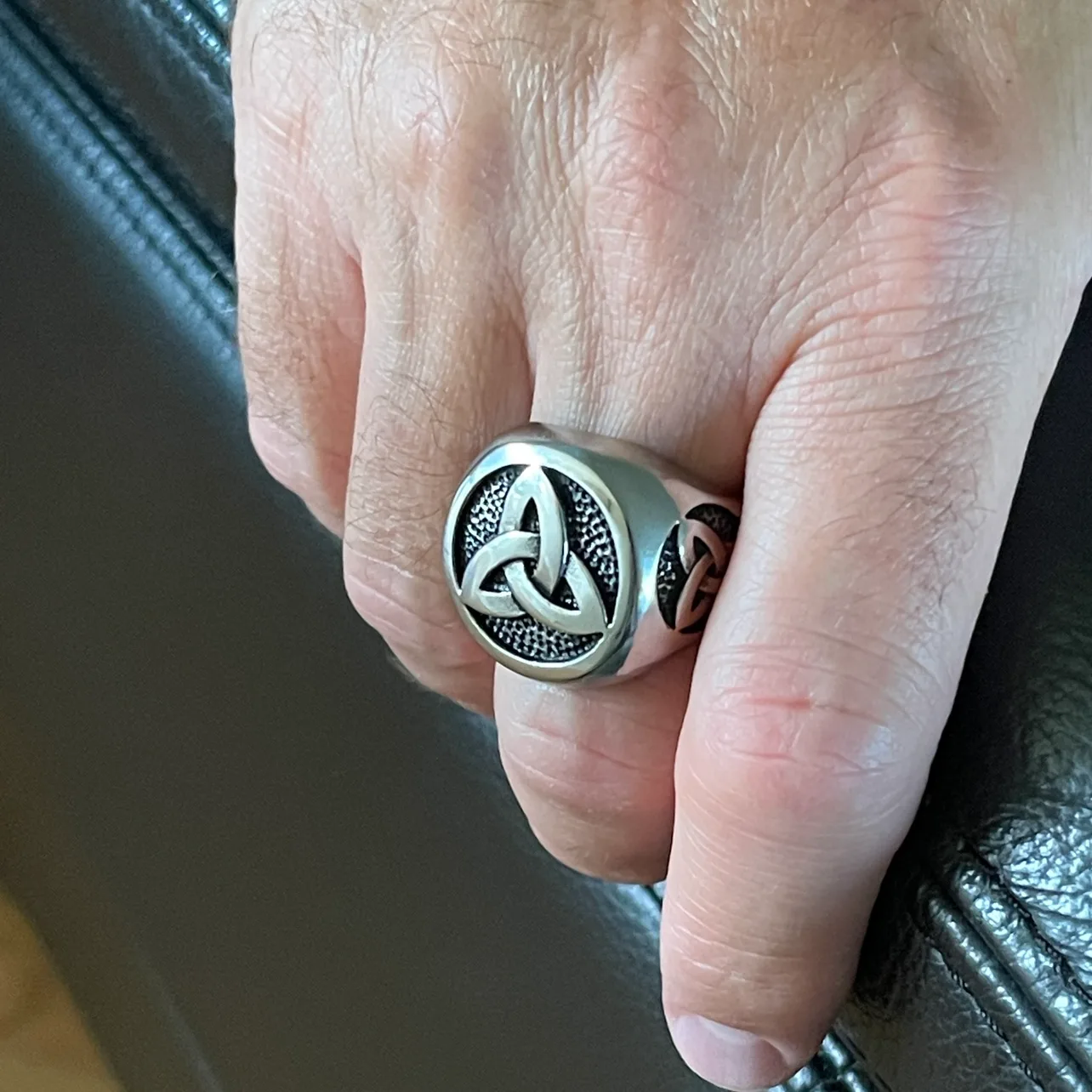 Celtic knot “trinity” Stainless Steel 316 ring (size 13) image indicator(2)