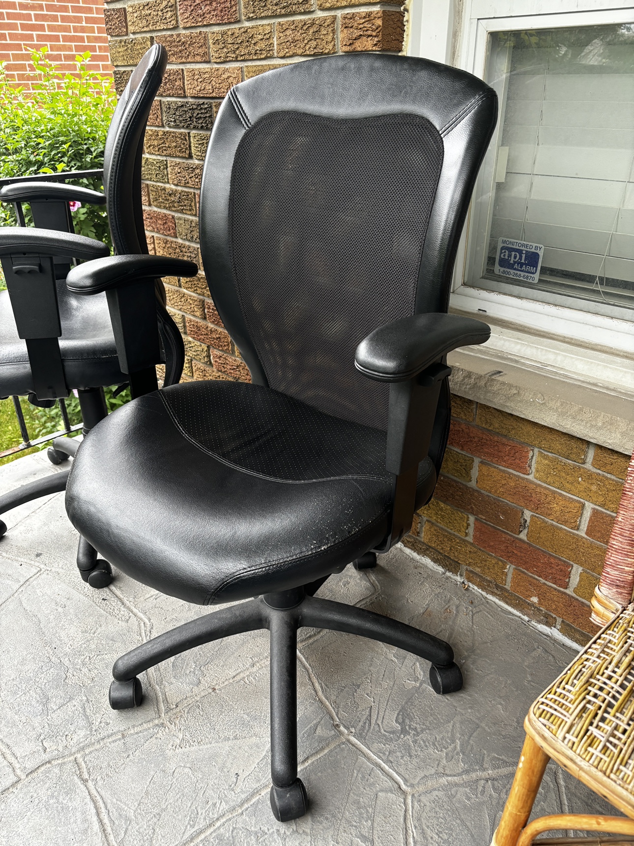 Black Office Chair 🧡 - photo 2