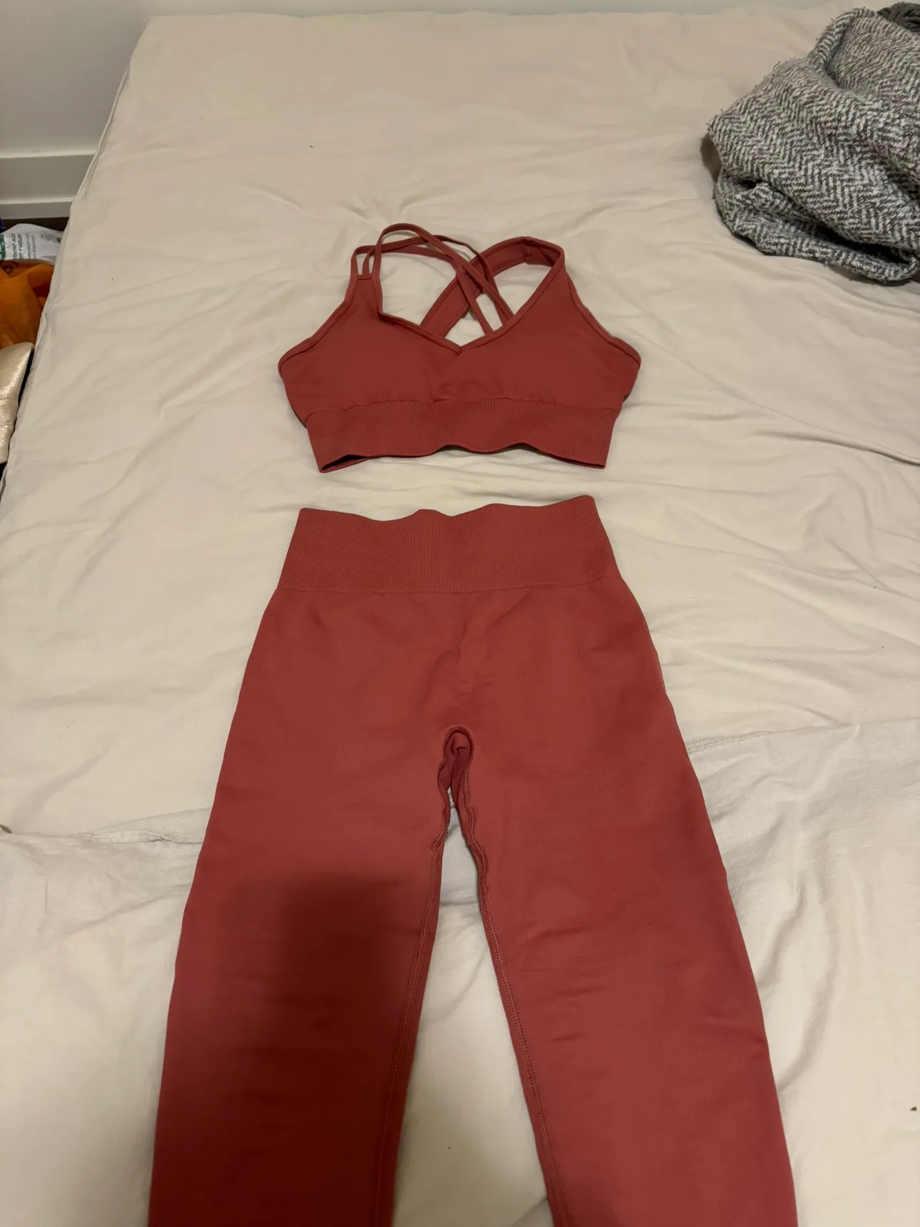 Workout Set, brand new and never worn thumbnail