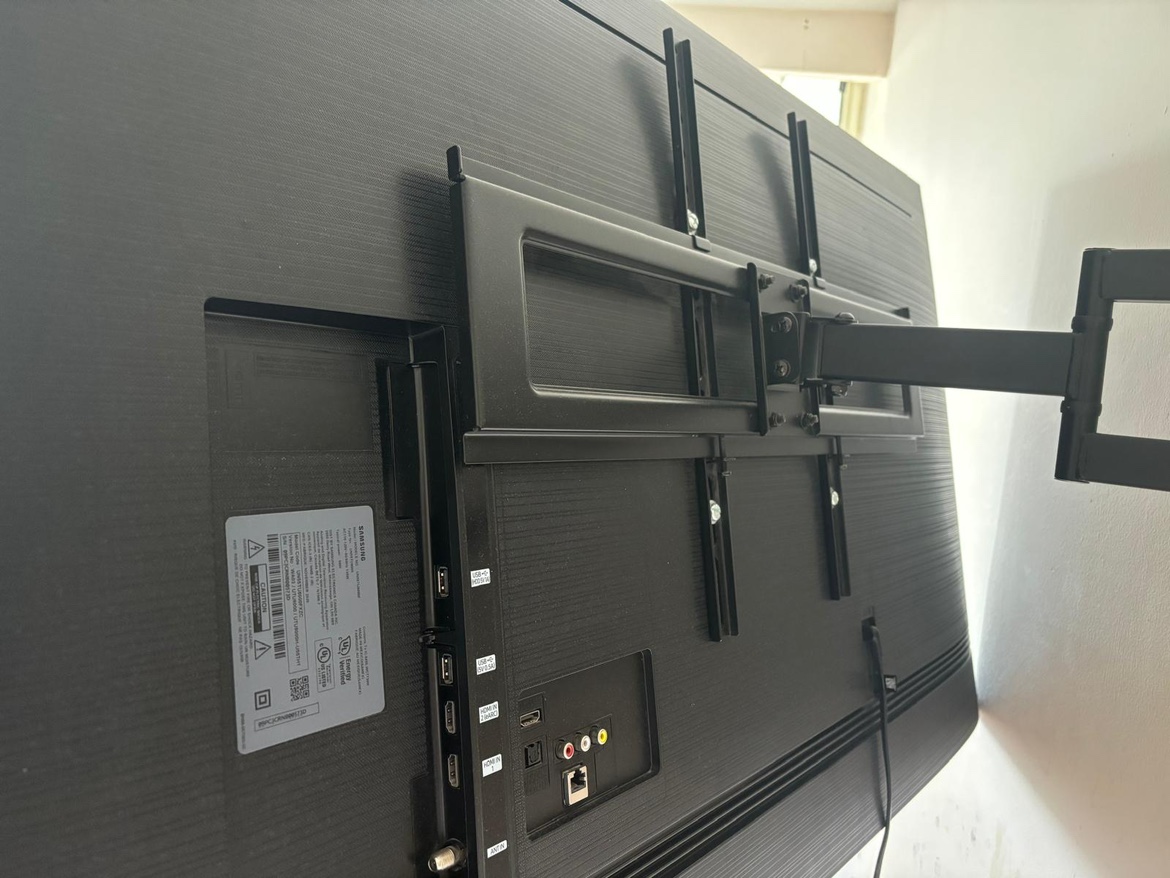 Samsung 55" 4K TV - photo 3