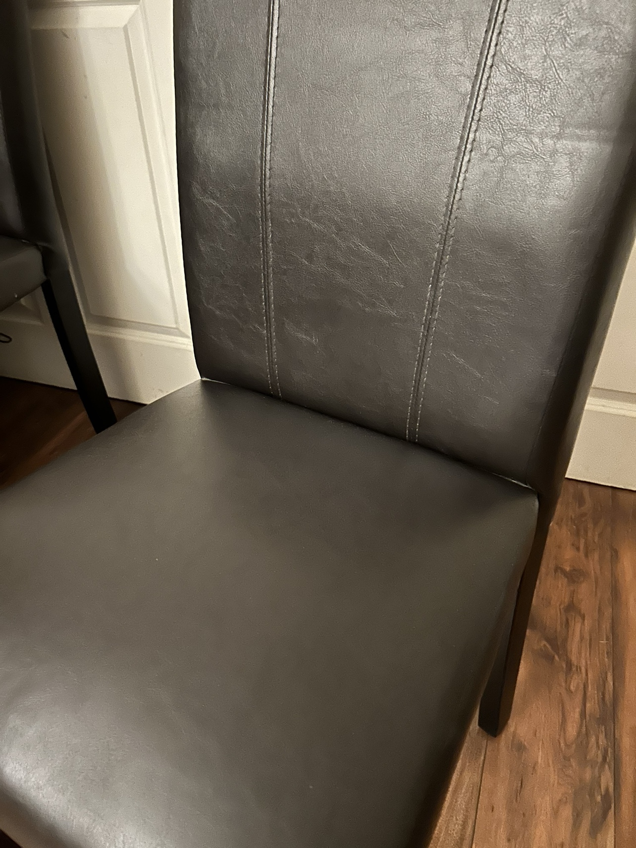 Chairs for sale 🧡 - photo 4