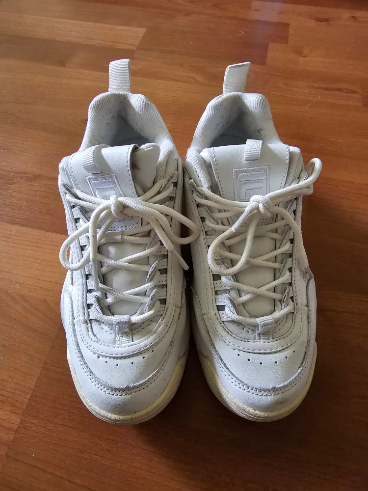 Fila Disruptor II Sneakers size 6 thumbnail