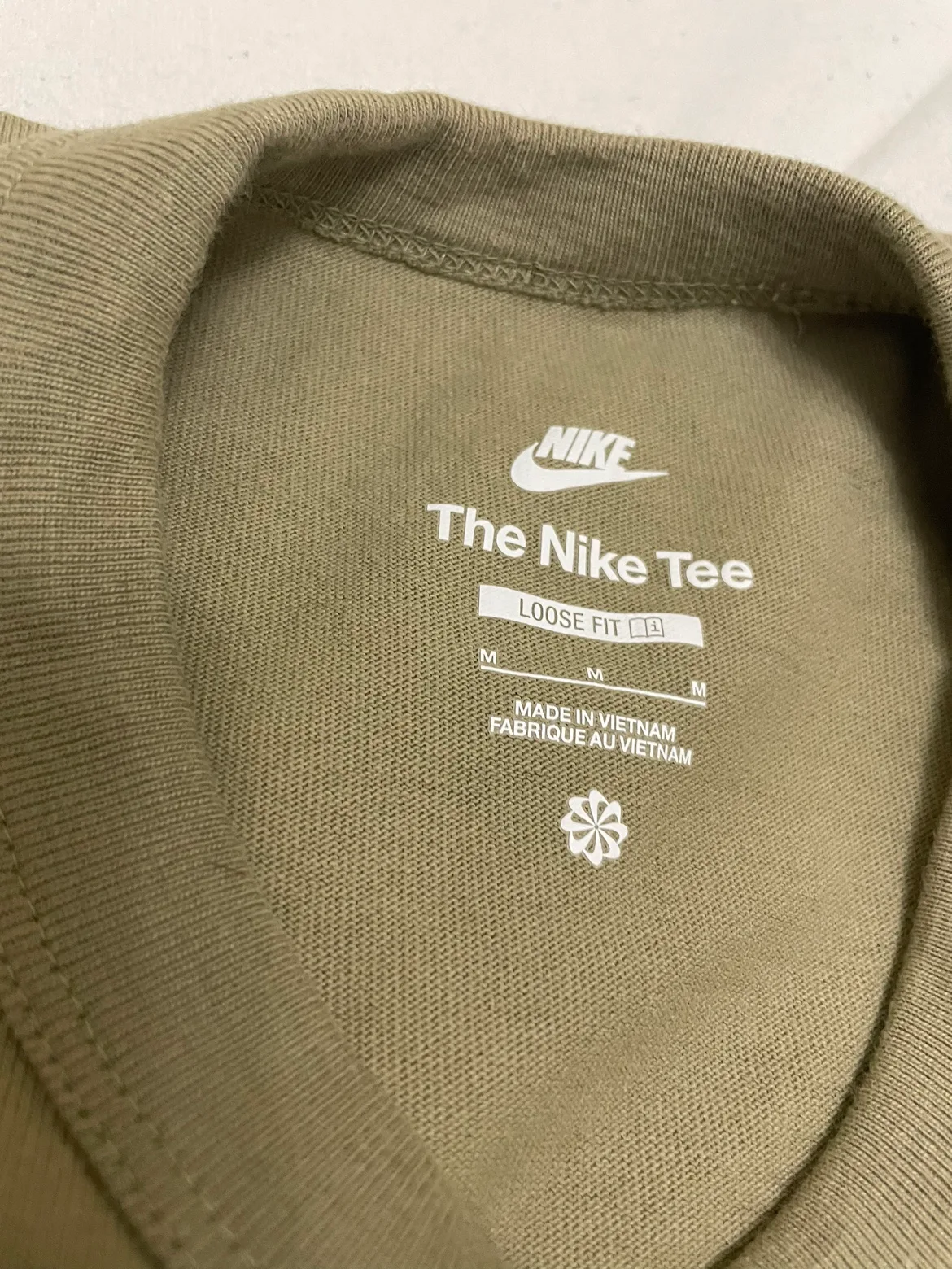 Nike The Nike Tee T-Shirt #freecycle thumbnail