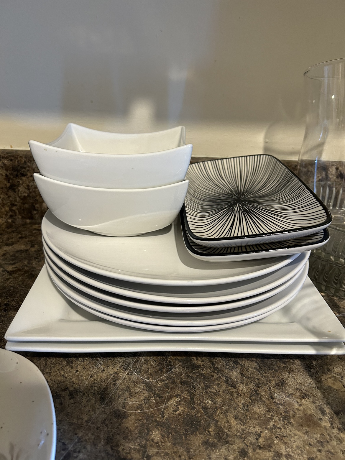 Dinnerware Set