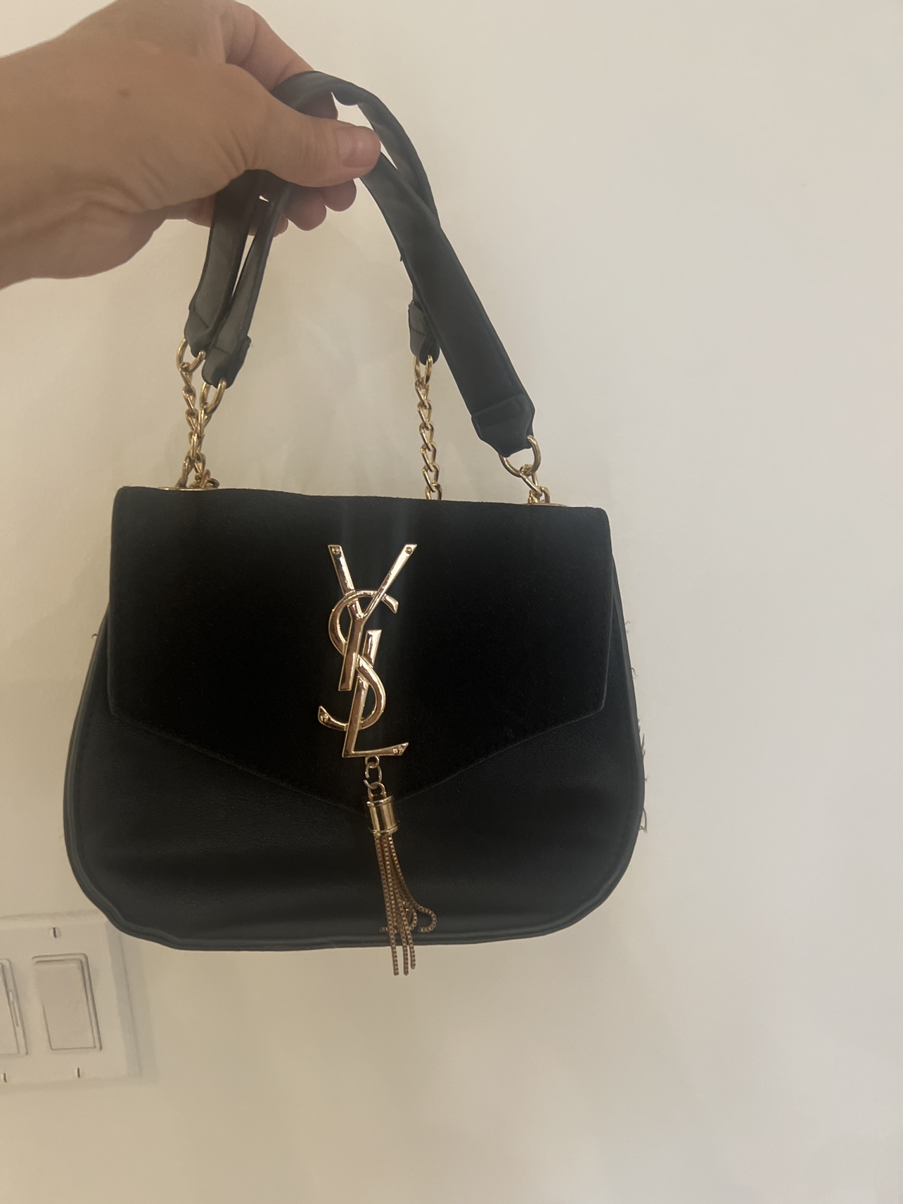 Yves Saint Laurent Handbag