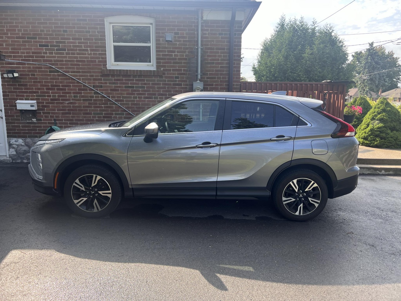 Lease Takeover 177.81/M: 2024 Mitsubishi Eclipse Cross ES S-AWC - photo 5