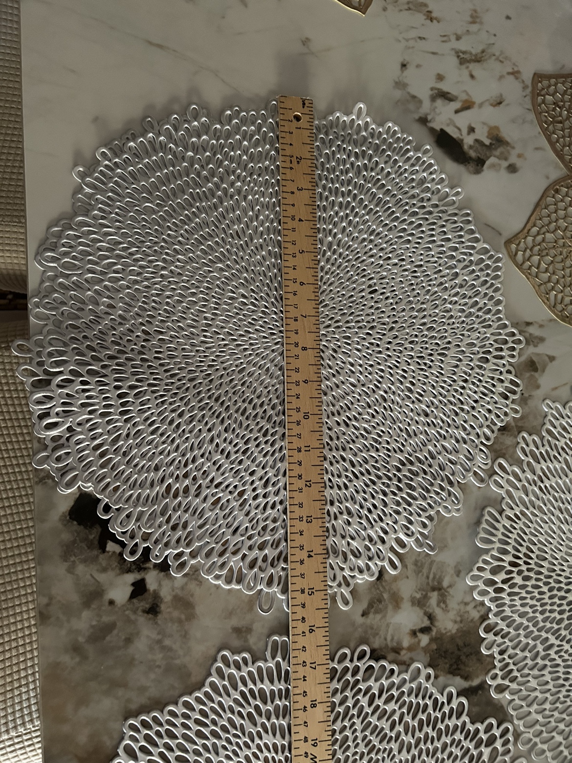 Set of 4 Silver Placemats - photo 2
