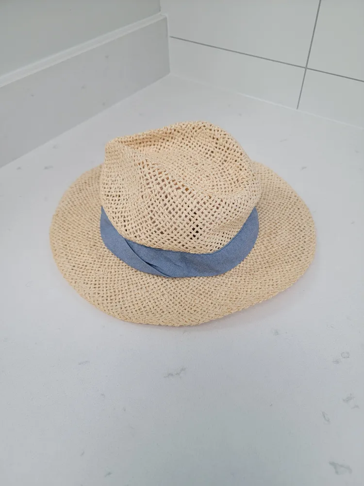 GAP Fedora girls hat image indicator(10)