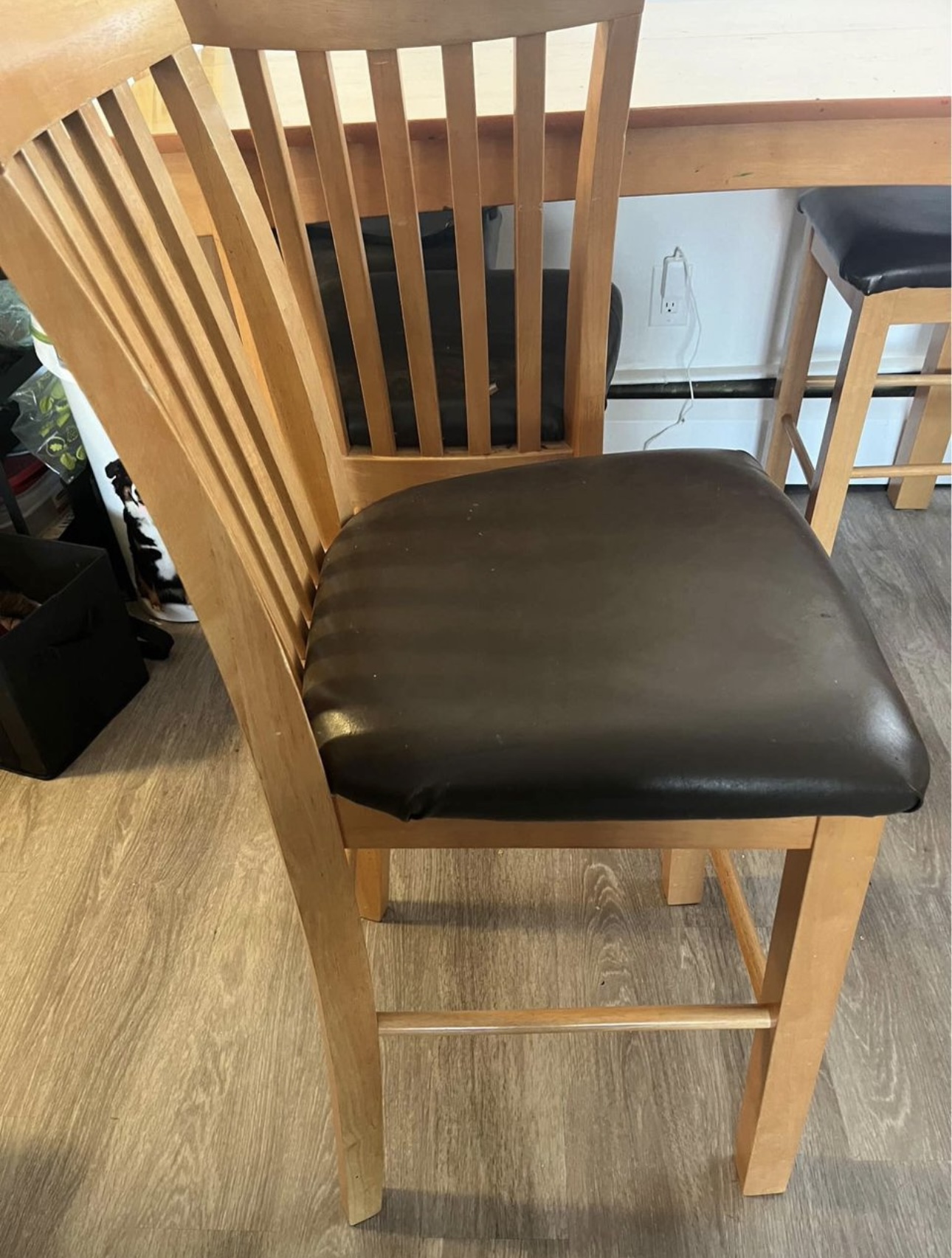 Counter Height Table and 4 Chairs - photo 3