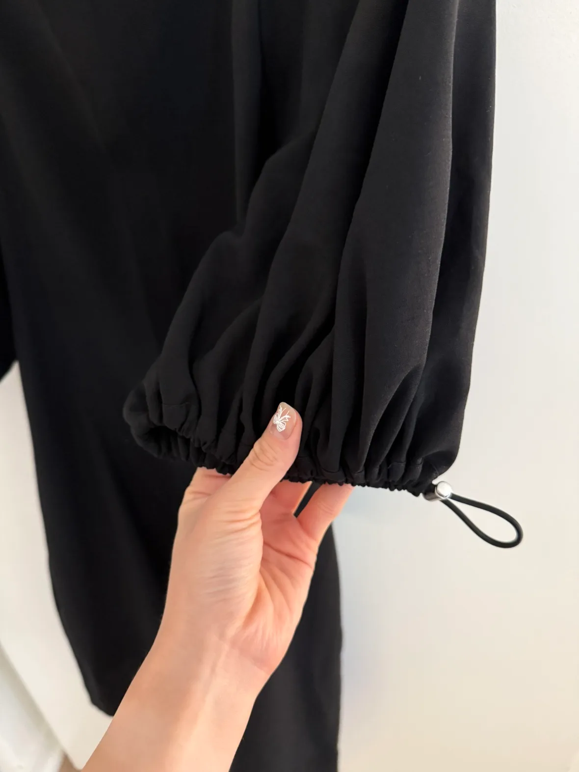 COS Black Puff Sleeve Dress image indicator(5)