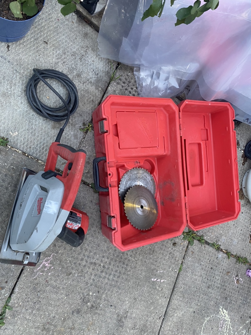 Milwaukee Metal Cutting Saw
