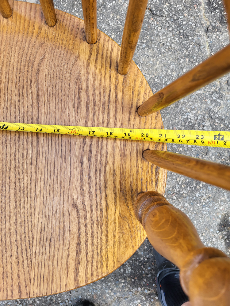 Table and chairs - photo 5