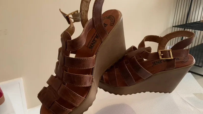 Rocline Brown Leather Sandals thumbnail