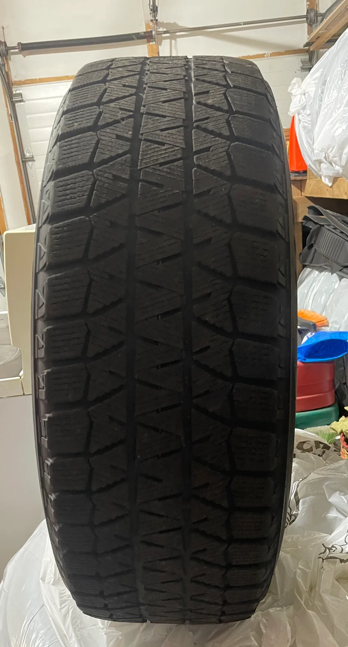 17" Aluminum Wheel with Winter Tire image indicator(4)