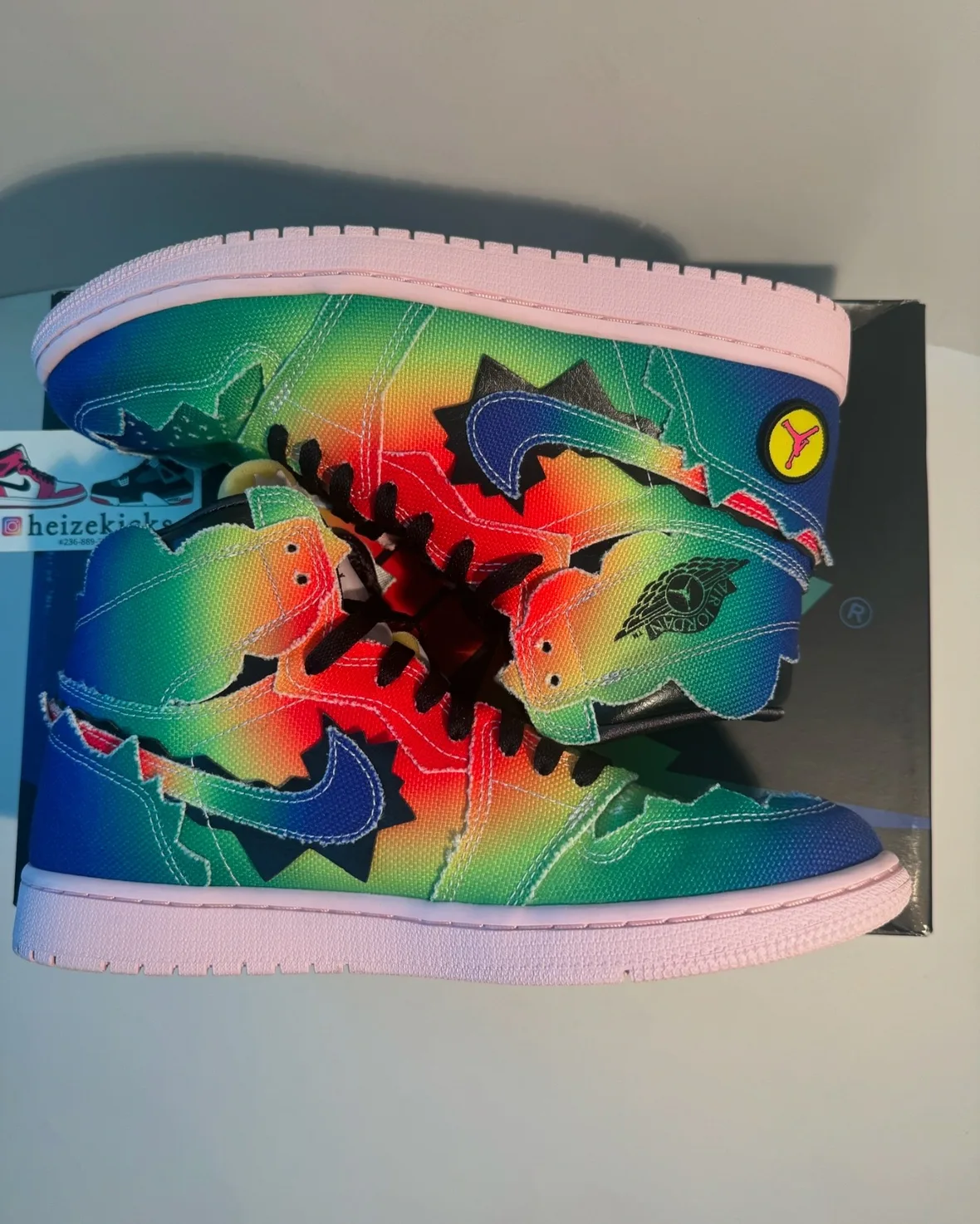 Jordan 1 High J Balvin size 10 image indicator(6)