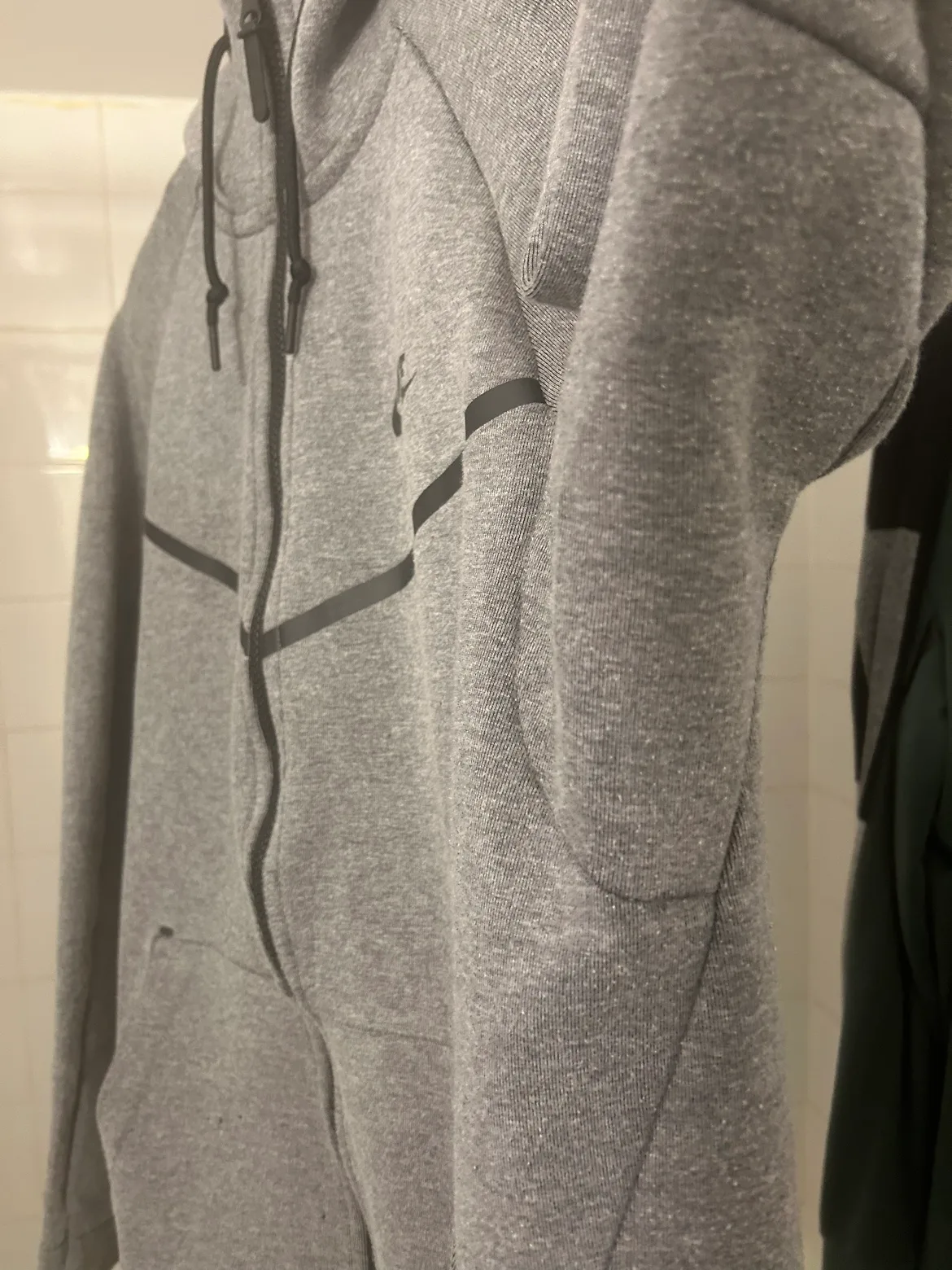 Nike Tech Fleece Hoodie image indicator(3)
