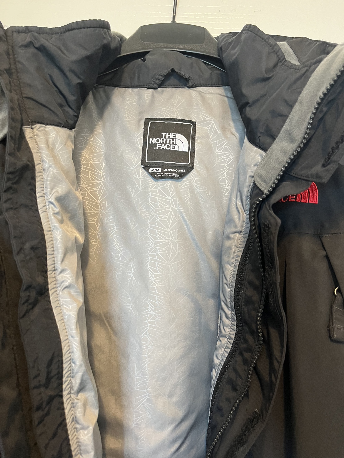 The North Face Men's Size M Ski/Snowboard Jacket - 2 in 1 - photo 2
