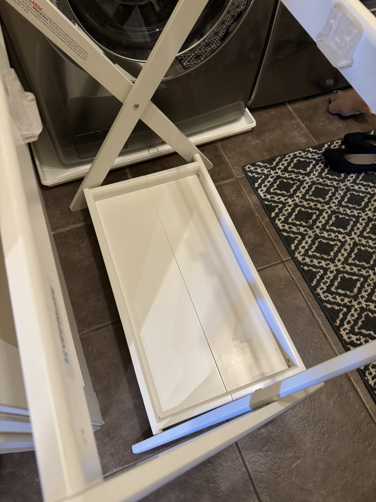UPPAbaby Bassinet Stand and Laundry Hamper - photo 3