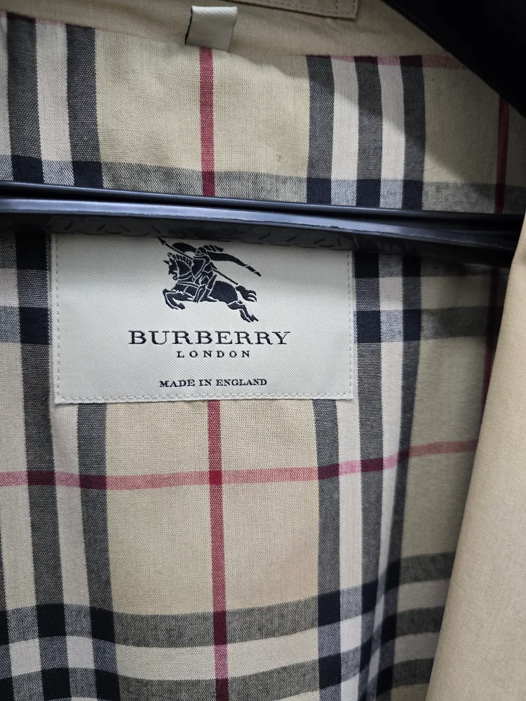 BURBERRY Trench Coat image indicator(3)