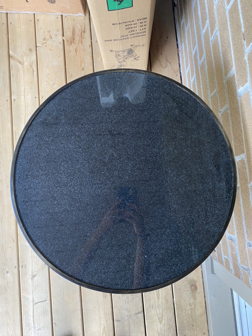 Round Metal Table 20 inches 🧡 - photo 4
