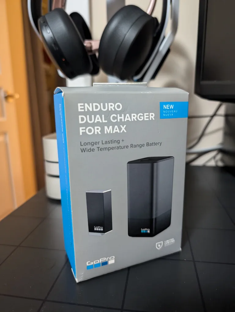 GoPro Enduro Dual Charger for Max thumbnail