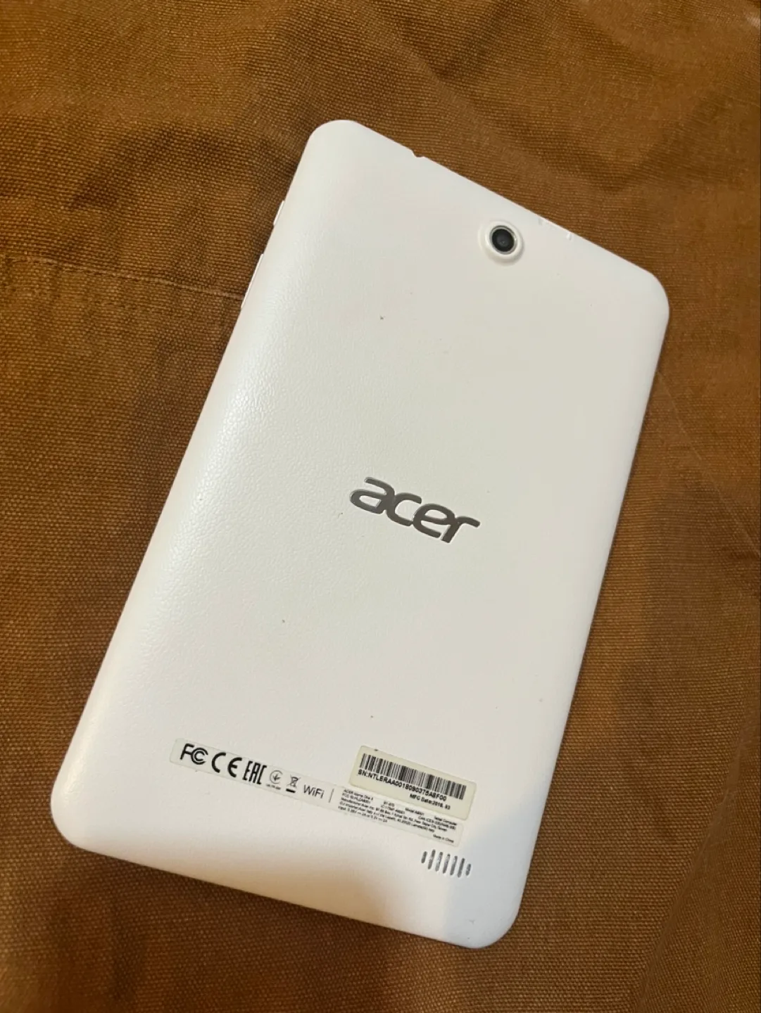 Acer Iconia One 8 Tablet image indicator(2)