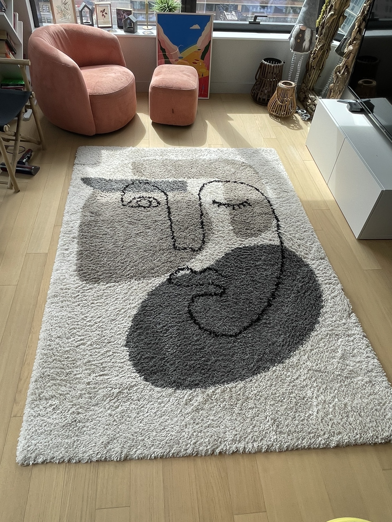 Rug 5.25x7.55 (160x230cm) Cream and pastel colors