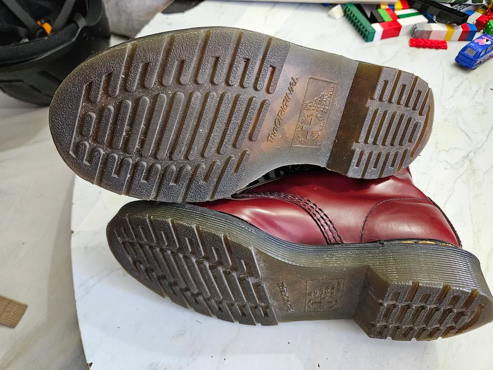 Dr. Martens Burgundy 1460 Broken in collection Boots image indicator(5)