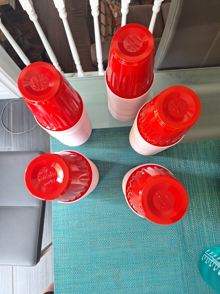 18 oz Plasyic cups - photo 2